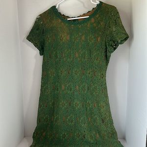 Forever 21 green lace short sleeve mini dress size large feminine romantic